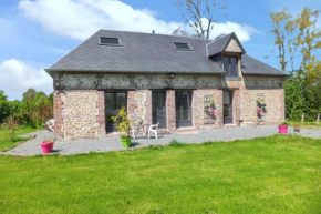 Charmante Maison à Fort-Moville avec Terrasse Privée